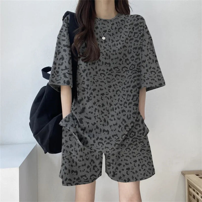 Women T-Shirt Shorts Suit Set Casual Tie Dye Loose tshirt and wide leg middle shorts with pockets female Soft Summer Shorts Sets