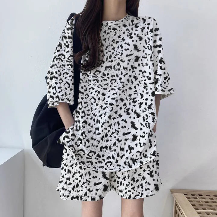 Women T-Shirt Shorts Suit Set Casual Tie Dye Loose tshirt and wide leg middle shorts with pockets female Soft Summer Shorts Sets