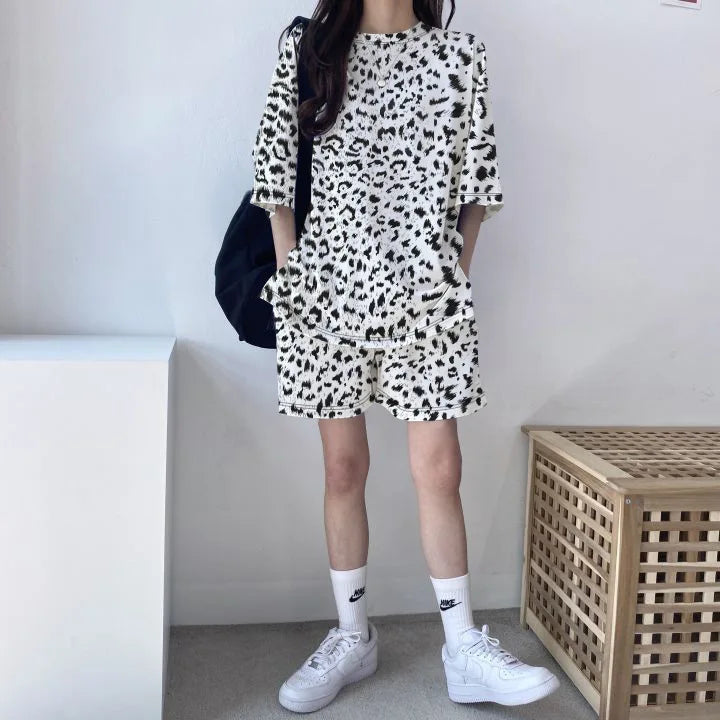 Women T-Shirt Shorts Suit Set Casual Tie Dye Loose tshirt and wide leg middle shorts with pockets female Soft Summer Shorts Sets