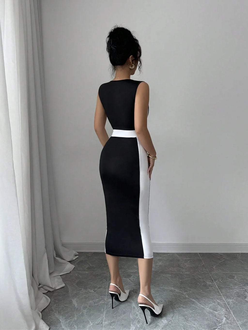 Women's Black & White Square Neck Sleeveless Slim-Fit Midi Dress with Waist Trim Casual Formal Wear