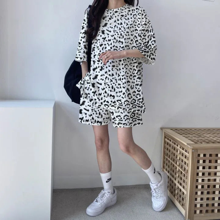 Women T-Shirt Shorts Suit Set Casual Tie Dye Loose tshirt and wide leg middle shorts with pockets female Soft Summer Shorts Sets