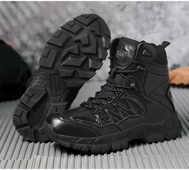 Autumn and Winter New Large High Top Training Boots Outdoor Mountaineering and Hiking Boots Anti slip Wear Resistant Work Shoes